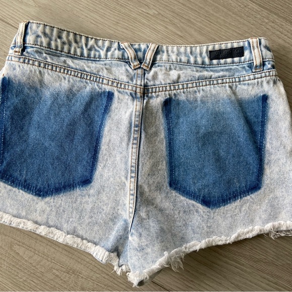 Volcom Denim Shorts - Picture 3 of 7